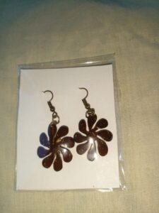 Coconut shell Tuzzel earrings /පොල්කටු එල්ලෙන කරාබු - Image 2