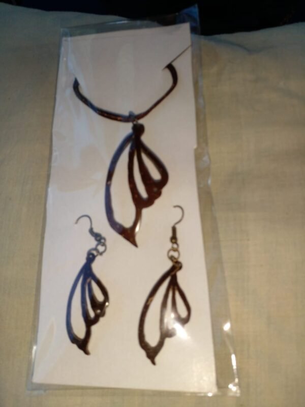 Coconut shell juwellery pack/පොල් කටු ජුවලරි සෙට් - Image 2