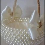 Beaded flower bucket/පබළු මල් වට්ටි