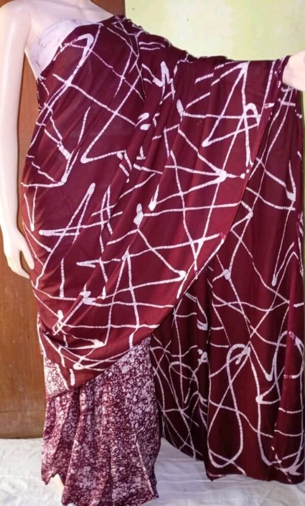 MAROON COLOUR BATHIK SAREE/බතික් සාරි