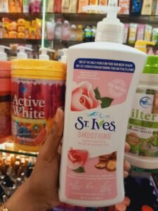 ST.Ives smoothing bodylotion /ස්මූතින් බොඩීලෝෂ්න් - Image 2