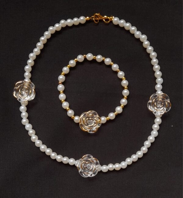 Beaded juwellery set - Image 2