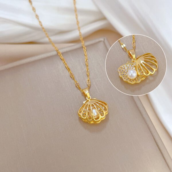 Pear with Gold plated Necklace